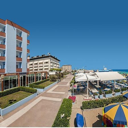 Hotel Marina Fano Zewnętrze zdjęcie