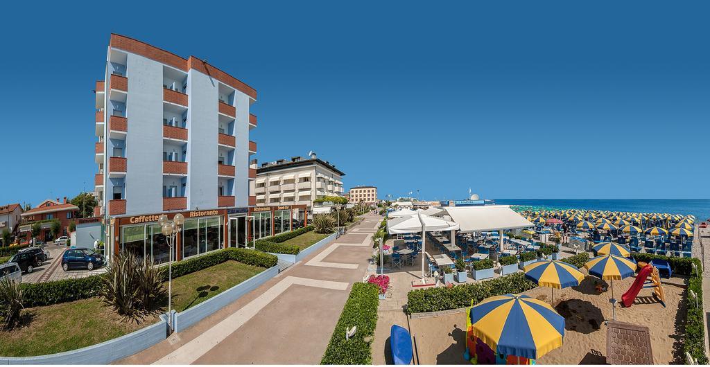 Hotel Marina Fano Zewnętrze zdjęcie