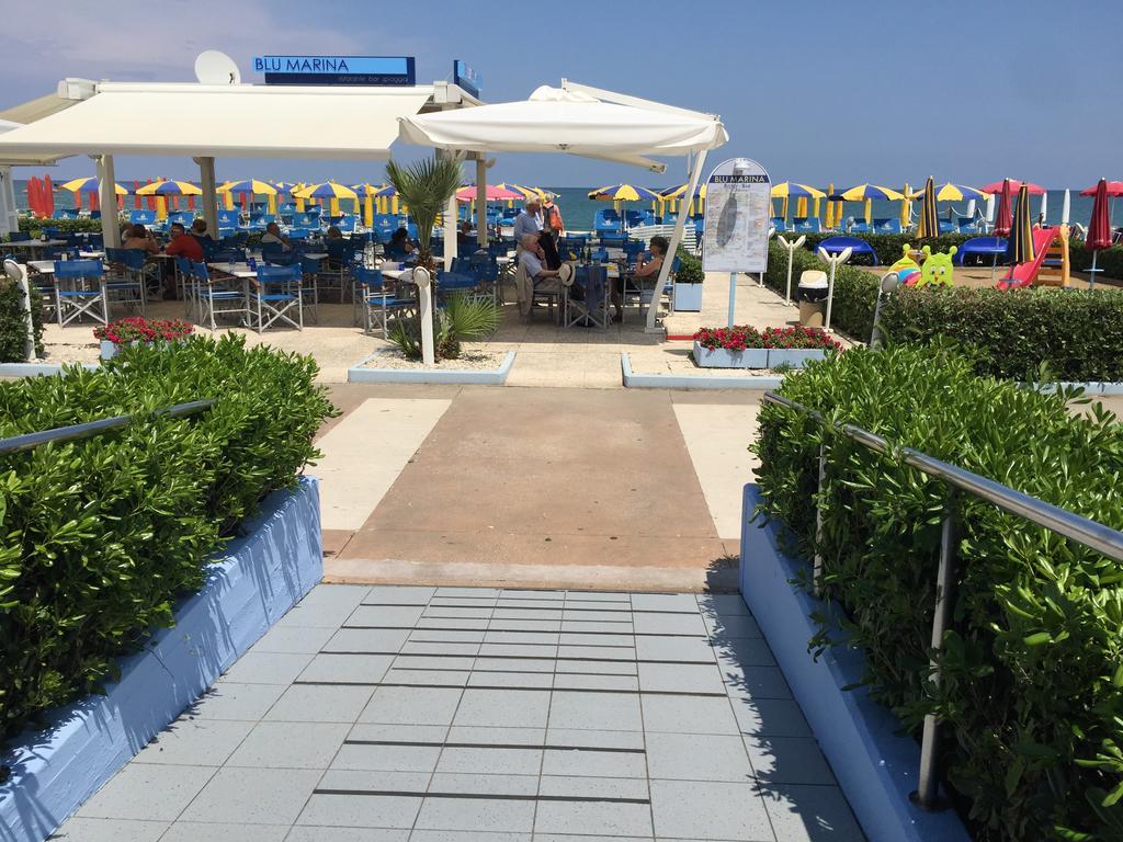 Hotel Marina Fano Zewnętrze zdjęcie