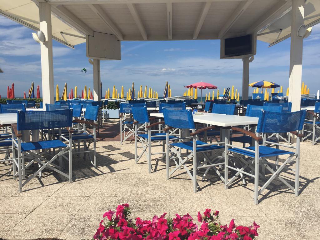 Hotel Marina Fano Zewnętrze zdjęcie